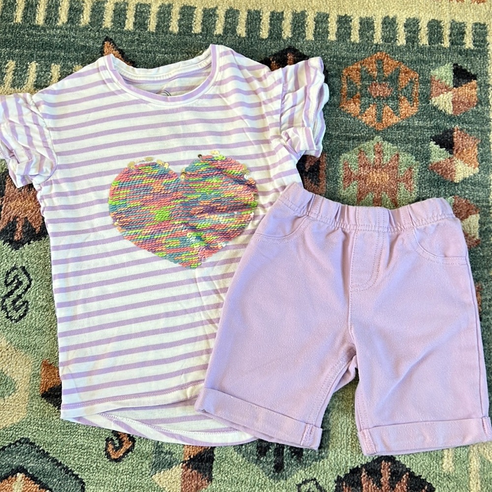Wonder Nation ruffle sleeve top with reversible sequins and shorts - XS (4/5)